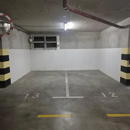 Modern Escape With Garage * Split